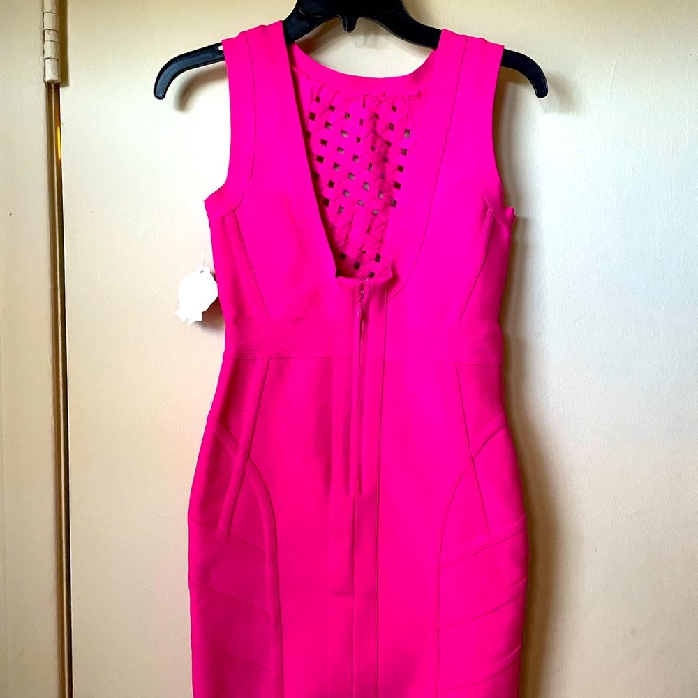 Dress - Picture 3 of 3